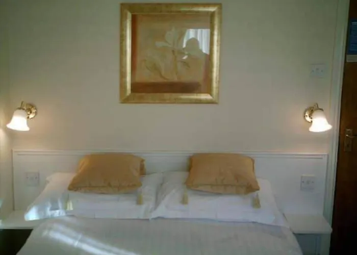 Gleneagles - Albert Road